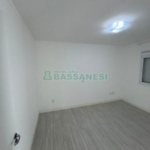 Apartamento com 82m², 2 dormitórios, 2 vagas, no bairro Desvio Rizzo em Caxias do Sul para Comprar