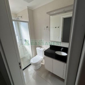 Apartamento com 82m², 2 dormitórios, 2 vagas, no bairro Desvio Rizzo em Caxias do Sul para Comprar