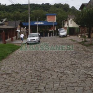 Casa com 129m², 6 dormitórios, no bairro Cruzeiro em Caxias do Sul para Comprar