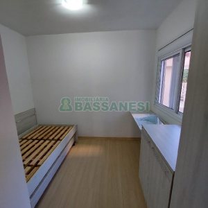 Apartamento com 60m², 2 dormitórios, 1 vaga, no bairro Desvio Rizzo em Caxias do Sul para Comprar