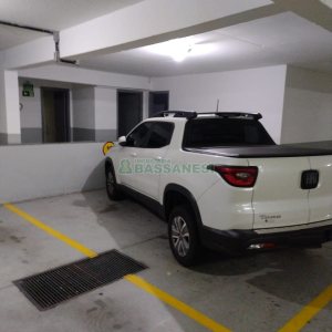 Box com 21m², no bairro Centro em Caxias do Sul para Comprar