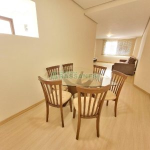 Apto Mobiliado com 95m², 2 dormitórios, 1 vaga, no bairro Centro em Caxias do Sul para Alugar