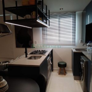 Apartamento com 47m², 1 dormitório, 2 vagas, no bairro Centro em Caxias do Sul para Alugar
