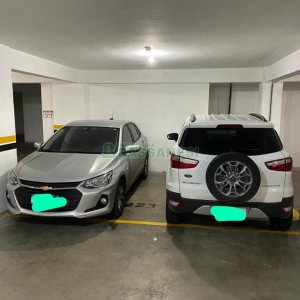 Apartamento com 47m², 1 dormitório, 2 vagas, no bairro Centro em Caxias do Sul para Alugar