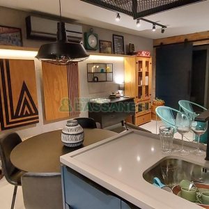 Apartamento com 47m², 1 dormitório, 2 vagas, no bairro Centro em Caxias do Sul para Alugar