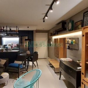Apartamento com 47m², 1 dormitório, 2 vagas, no bairro Centro em Caxias do Sul para Alugar