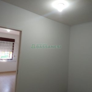 Apartamento com 79m², 3 dormitórios, 1 vaga, no bairro Panazzolo em Caxias do Sul para Comprar