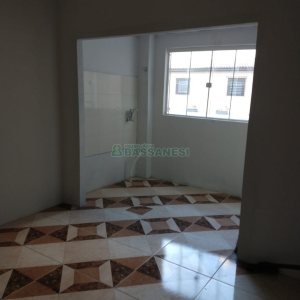 Apartamento com 79m², 3 dormitórios, 1 vaga, no bairro Panazzolo em Caxias do Sul para Comprar