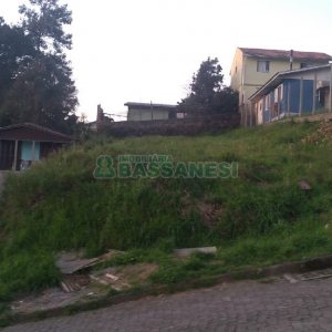 Terreno, no bairro São Caetano em Caxias do Sul para Comprar