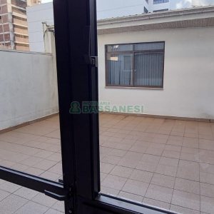 Sala com 55m², 1 vaga, no bairro Centro em Caxias do Sul para Alugar