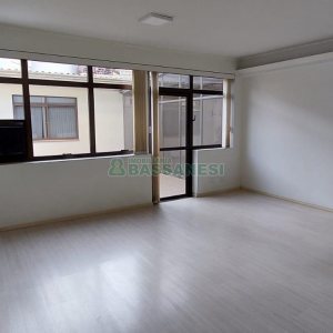 Sala com 55m², 1 vaga, no bairro Centro em Caxias do Sul para Alugar