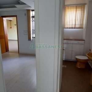 Sala com 55m², 1 vaga, no bairro Centro em Caxias do Sul para Alugar