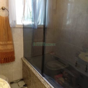 Apartamento com 153m², 3 dormitórios, 1 vaga, no bairro Rio Branco em Caxias do Sul para Comprar