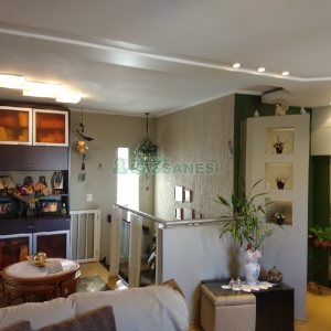 Apartamento com 153m², 3 dormitórios, 1 vaga, no bairro Rio Branco em Caxias do Sul para Comprar