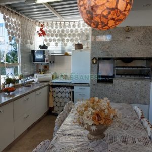 Apartamento com 153m², 3 dormitórios, 1 vaga, no bairro Rio Branco em Caxias do Sul para Comprar