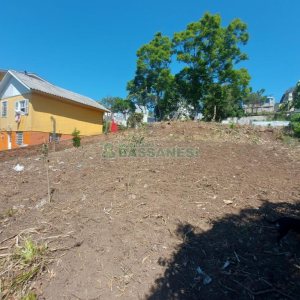 Terreno com 405m², no bairro Cidade Nova em Caxias do Sul para Comprar