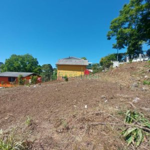 Terreno com 405m², no bairro Cidade Nova em Caxias do Sul para Comprar