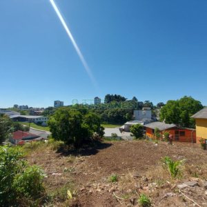 Terreno com 405m², no bairro Cidade Nova em Caxias do Sul para Comprar