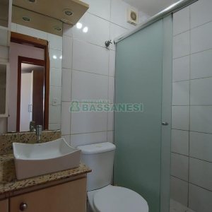 Apto Mobiliado com 59m², 2 dormitórios, 1 vaga, no bairro Santo Antônio em Caxias do Sul para Alugar