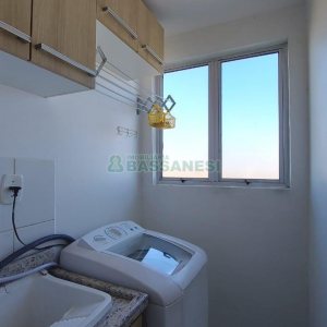 Apto Mobiliado com 59m², 2 dormitórios, 1 vaga, no bairro Santo Antônio em Caxias do Sul para Alugar