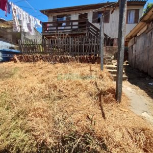 Casa com 100m², 3 dormitórios, 1 vaga, no bairro São Leopoldo em Caxias do Sul para Comprar