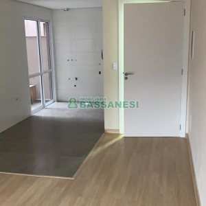 Apartamento, no bairro Salgado Filho em Caxias do Sul para Comprar