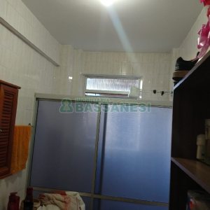Apartamento com 51m², 2 dormitórios, no bairro Centro em Caxias do Sul para Comprar