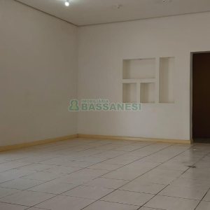 Loja com 72m², no bairro Centro em Caxias do Sul para Alugar