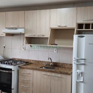 Sobrado com 87m², 2 dormitórios, 1 vaga, no bairro Charqueadas em Caxias do Sul para Comprar