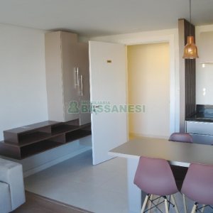 Apto Mobiliado com 38m², 1 dormitório, 1 vaga, no bairro Villagio Iguatemi em Caxias do Sul para Alugar