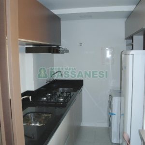 Apto Mobiliado com 38m², 1 dormitório, 1 vaga, no bairro Villagio Iguatemi em Caxias do Sul para Alugar