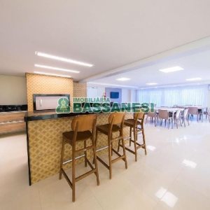 Apto Mobiliado com 38m², 1 dormitório, 1 vaga, no bairro Villagio Iguatemi em Caxias do Sul para Alugar