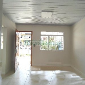 Casa Comercial com 60m², no bairro Kayser em Caxias do Sul para Alugar