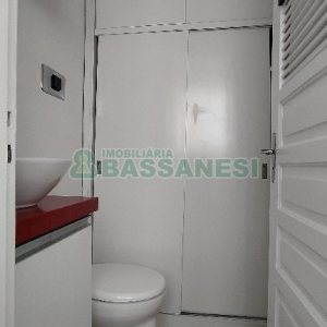 Apto Mobiliado com 101m², 3 dormitórios, 2 vagas, no bairro São Pelegrino em Caxias do Sul para Comprar