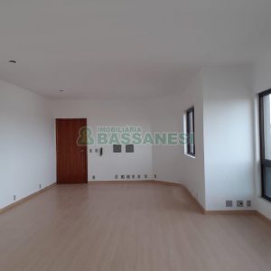 Sala com 60m², no bairro Centro em Caxias do Sul para Alugar