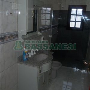 Apartamento com 150m², 3 dormitórios, 2 vagas, no bairro Santa Corona em Caxias do Sul para Comprar