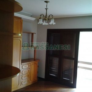 Apartamento com 150m², 3 dormitórios, 2 vagas, no bairro Santa Corona em Caxias do Sul para Comprar