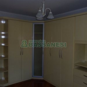Apartamento com 150m², 3 dormitórios, 2 vagas, no bairro Santa Corona em Caxias do Sul para Comprar
