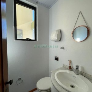 Sala com 96m², 1 vaga, no bairro Centro em Caxias do Sul para Comprar