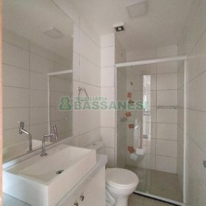 Apartamento com 42m², 2 dormitórios, 1 vaga, no bairro Petrópolis em Caxias do Sul para Alugar