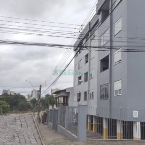 Apartamento com 61m², 2 dormitórios, 1 vaga, no bairro Charqueadas em Caxias do Sul para Comprar