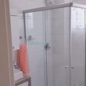 Apartamento com 61m², 2 dormitórios, 1 vaga, no bairro Charqueadas em Caxias do Sul para Comprar