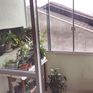 Apartamento com 61m², 2 dormitórios, 1 vaga, no bairro Charqueadas em Caxias do Sul para Comprar