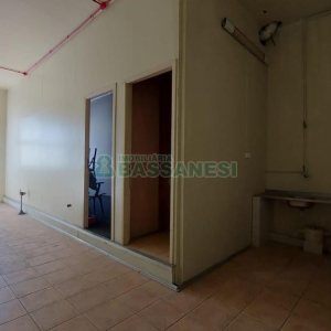 Loja com 3200m², no bairro Centro em Caxias do Sul para Alugar