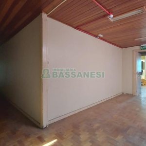 Loja com 3200m², no bairro Centro em Caxias do Sul para Alugar