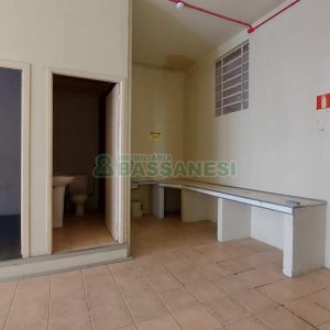 Loja com 3200m², no bairro Centro em Caxias do Sul para Alugar