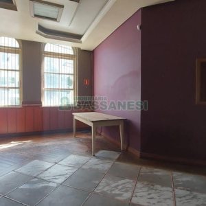 Loja com 3200m², no bairro Centro em Caxias do Sul para Alugar