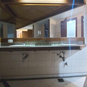 Loja com 3200m², no bairro Centro em Caxias do Sul para Alugar