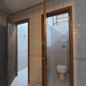 Loja com 3200m², no bairro Centro em Caxias do Sul para Alugar