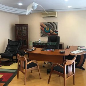 Sala com 116m², 1 vaga, no bairro São Pelegrino em Caxias do Sul para Comprar